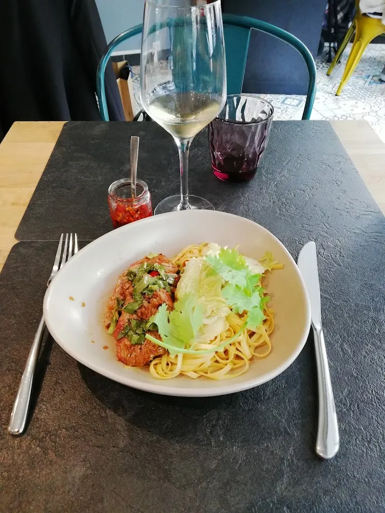 Bœuf Grillé À la Citronnelle Nouilles Et Légumes